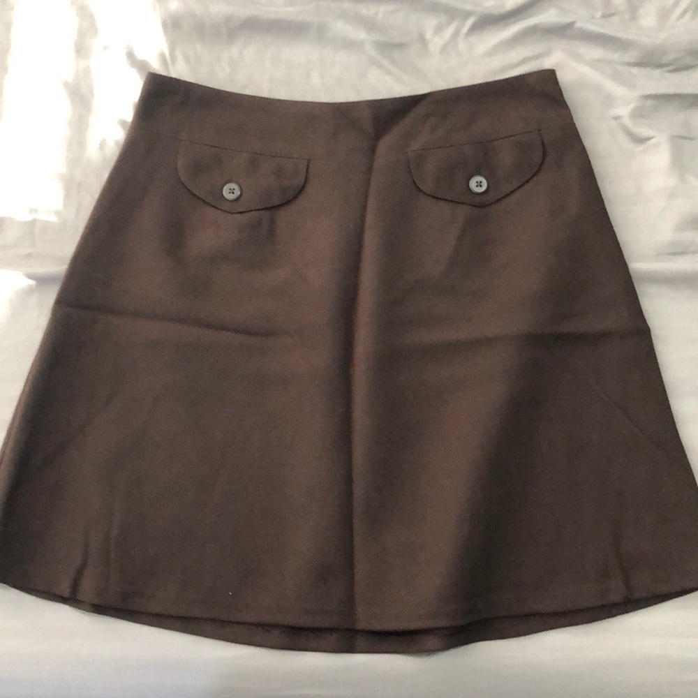 GAP brown skirt, never worn, tag is still there